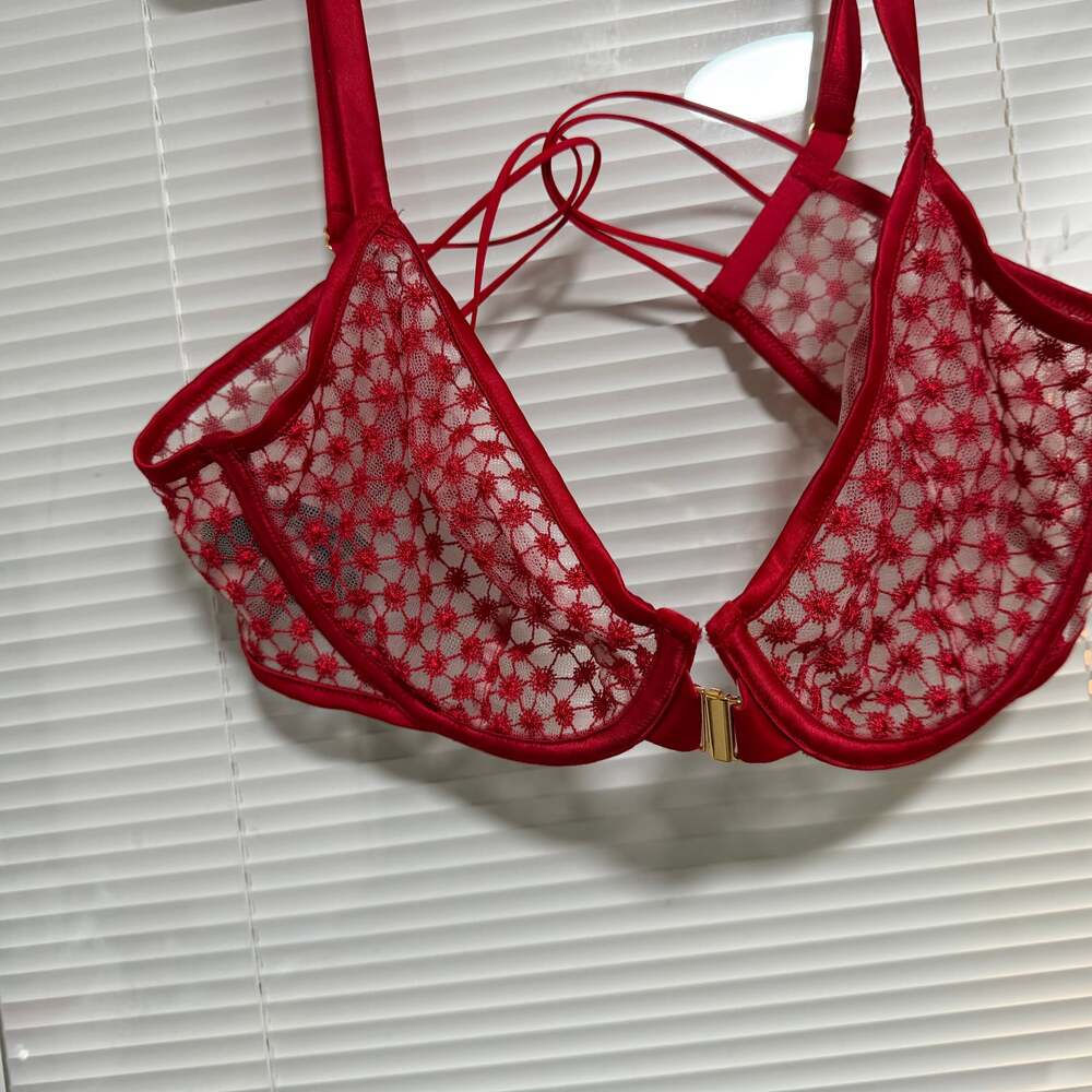 NEW Victorias Secret 32DD Unlined Demi Bra Solid Red Starburst Front Close #3239
